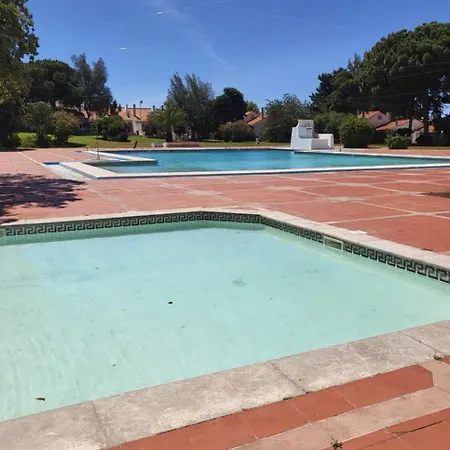 Villa Oura - *